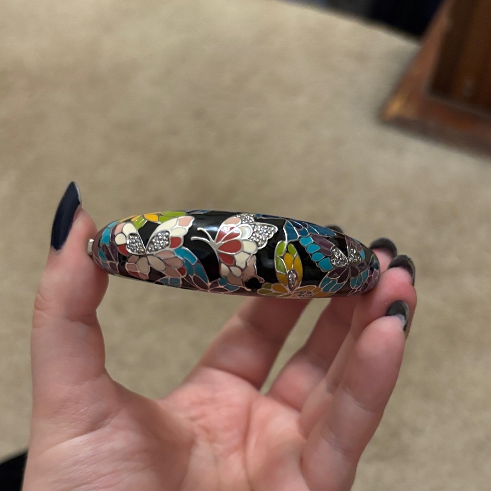 Belle Étoile Multicolor Enamel Hinged Bracelet - Butterly Kisses collection